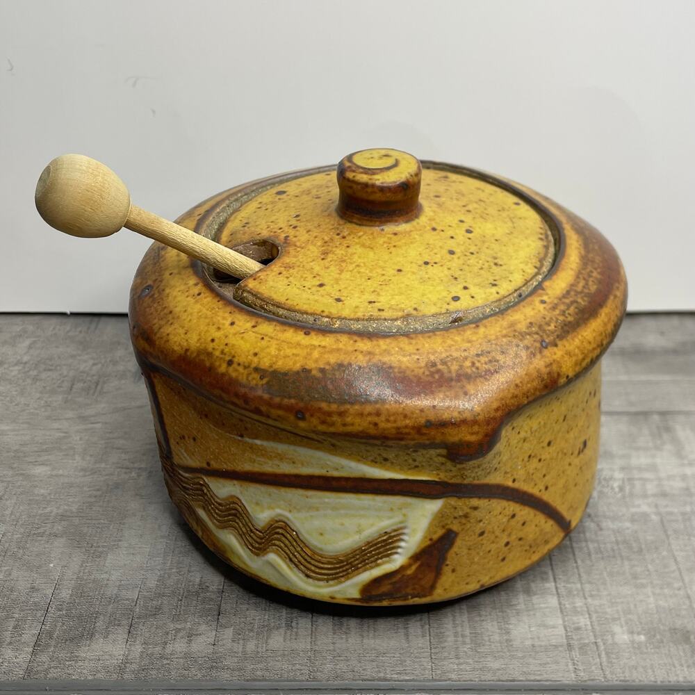Vintage DEBRA KLAUSNER Signed Studio Pottery Honey Jar Pot Earth Tone Tan Brown
